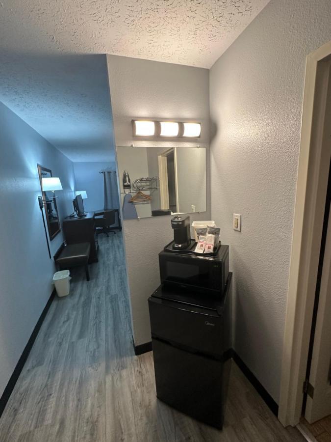 סקוטסבורג I65 Studio Suites מראה חיצוני תמונה